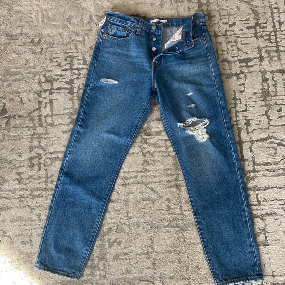Levi’s High Rise Wedgie Jean